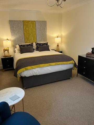 The Masons Arms Hotel Bridgend  Εξωτερικό φωτογραφία