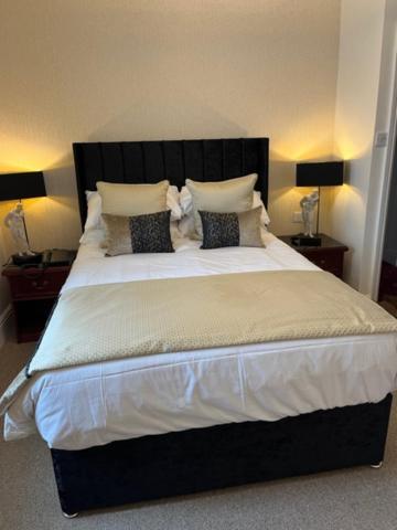 The Masons Arms Hotel Bridgend  Εξωτερικό φωτογραφία
