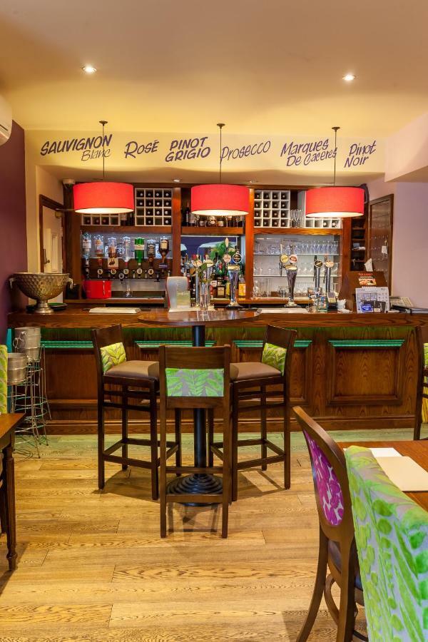 The Masons Arms Hotel Bridgend  Εξωτερικό φωτογραφία